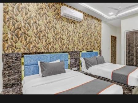 Hotel Bhavya Residency Ahmedabad Quarto foto